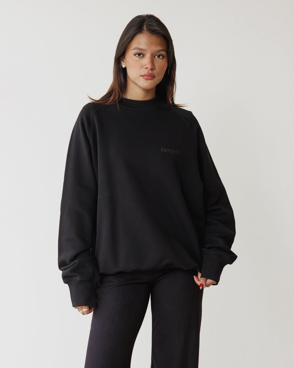 Hefty Black Crewneck
