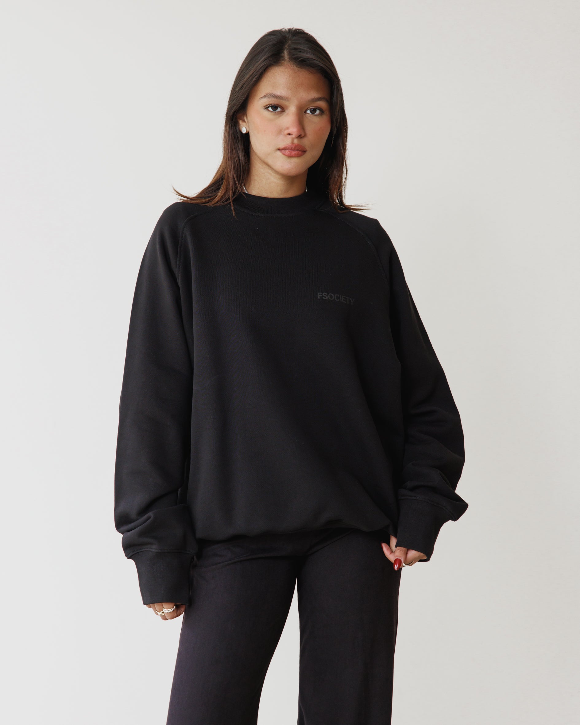 Hefty Black Crewneck
