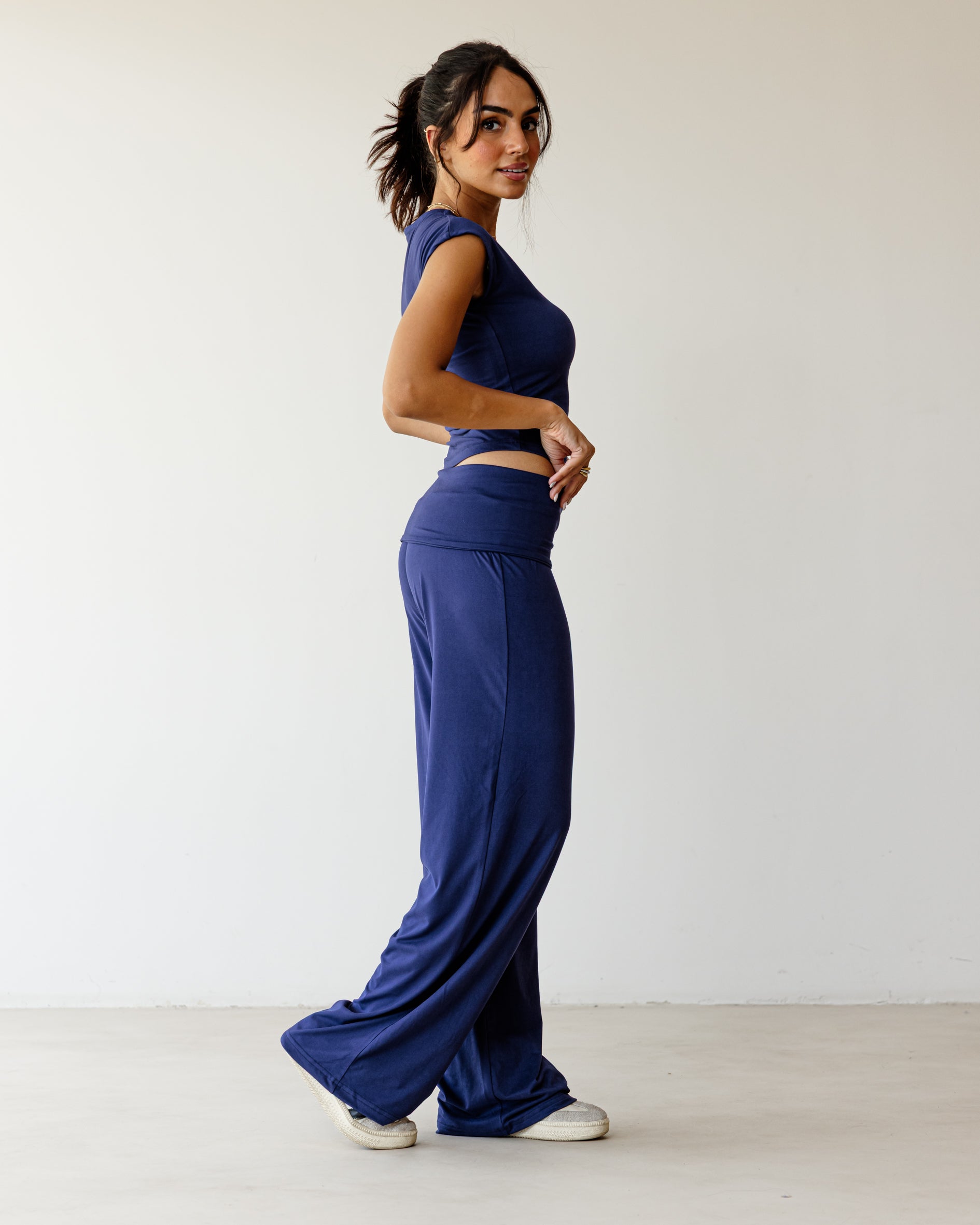 Victorian Flip Light Navy Pants
